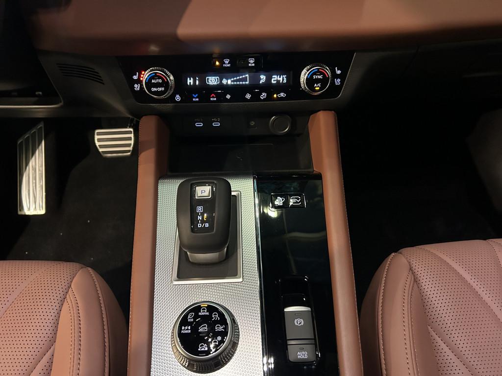 Mitsubishi Outlander Plug-in Hybrid TOP + Luxury Paket PANO