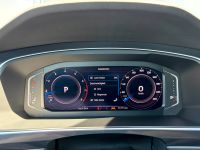 Volkswagen Tiguan 2.0 TSI DSG 4M R-LINE 1.HD LEDER AHK H-UP bei Autohaus Landmann & Maier OHG