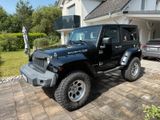 Jeep Wrangler JK schwarz, breit, hoch TÜV neu - Jeep Wrangler aus 2007
