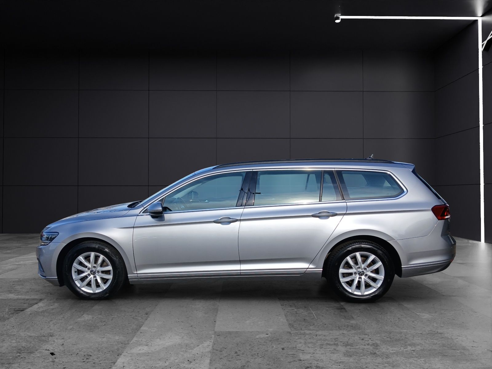 Fahrzeugabbildung Volkswagen Passat Variant TDI Business DSG LED Navi ACC RFK