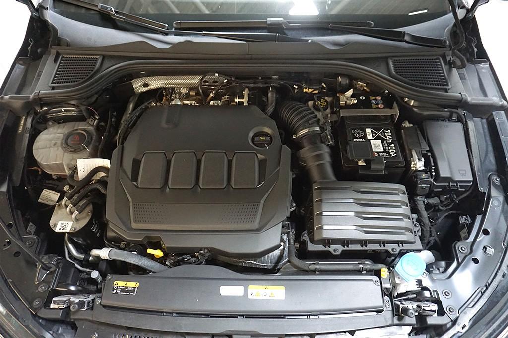Volkswagen Golf 8 2.0TDI DSG Style Virtual Pano Navi SHZ, миниатюра 15