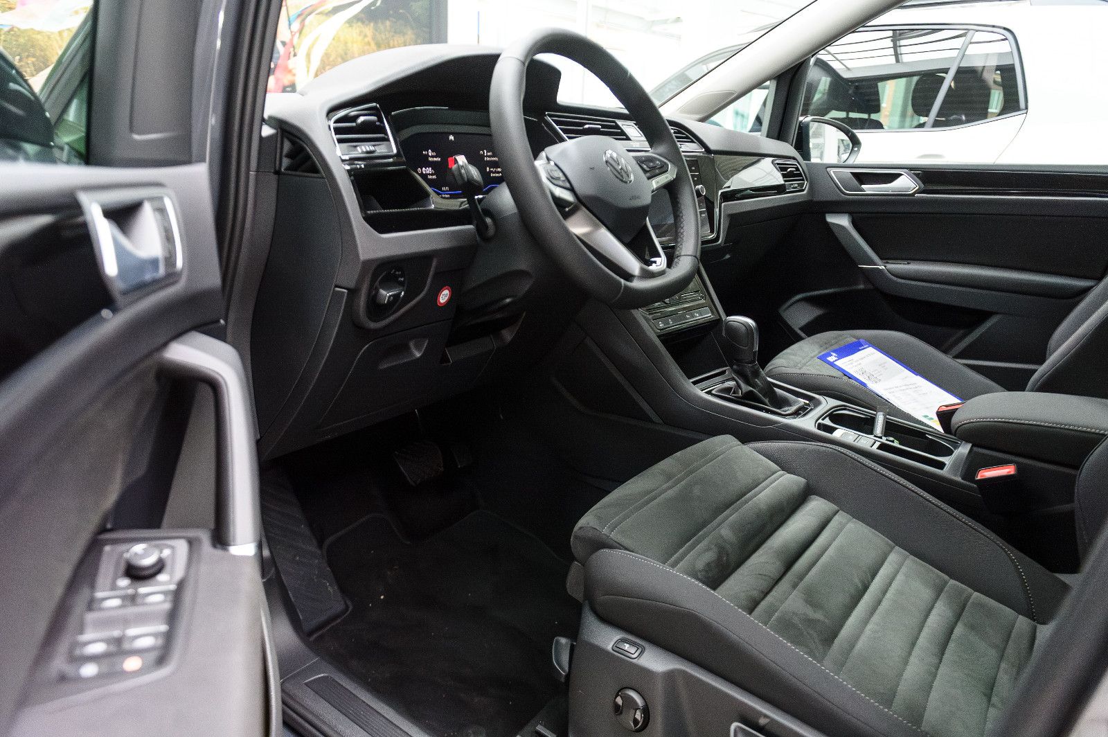 Volkswagen Touran - Bild 18