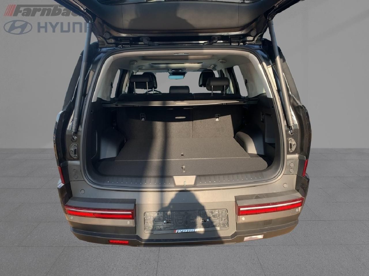 Fahrzeugabbildung Hyundai Santa Fe 1.6 T-GDI Hybrid 158 kW 4WD  INTRO