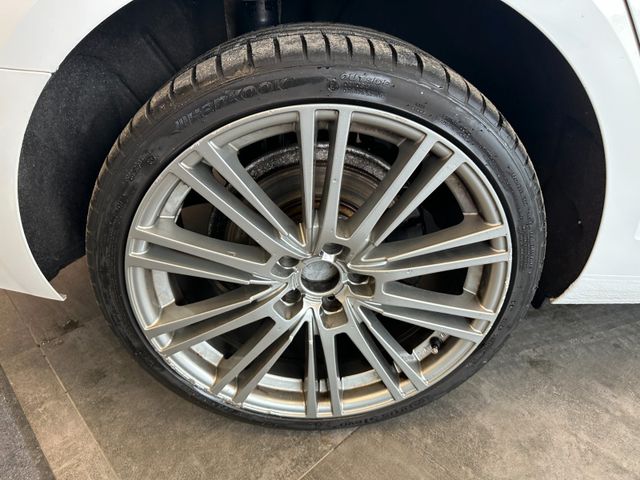 Audi A4 Avant sport *VIRTUALCOCKPIT*BI-XENON*NAVI*