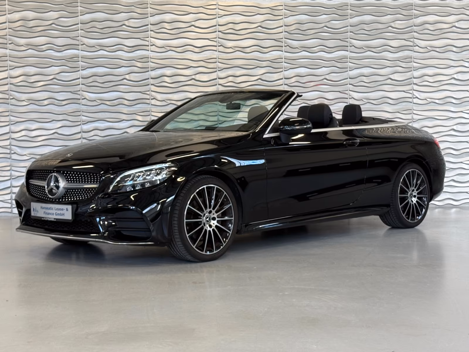 Mercedes-Benz C 180 CABRIO 9G-TRONIC*AMG*AIRSCARF*AMBIENTE