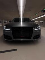 Audi S8 4.0 TFSI plus tiptronic quattro - - Audi S8 in Duisburg