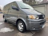 Volkswagen T5 Multivan - Volkswagen T5 Multivan: 8 Sitzer