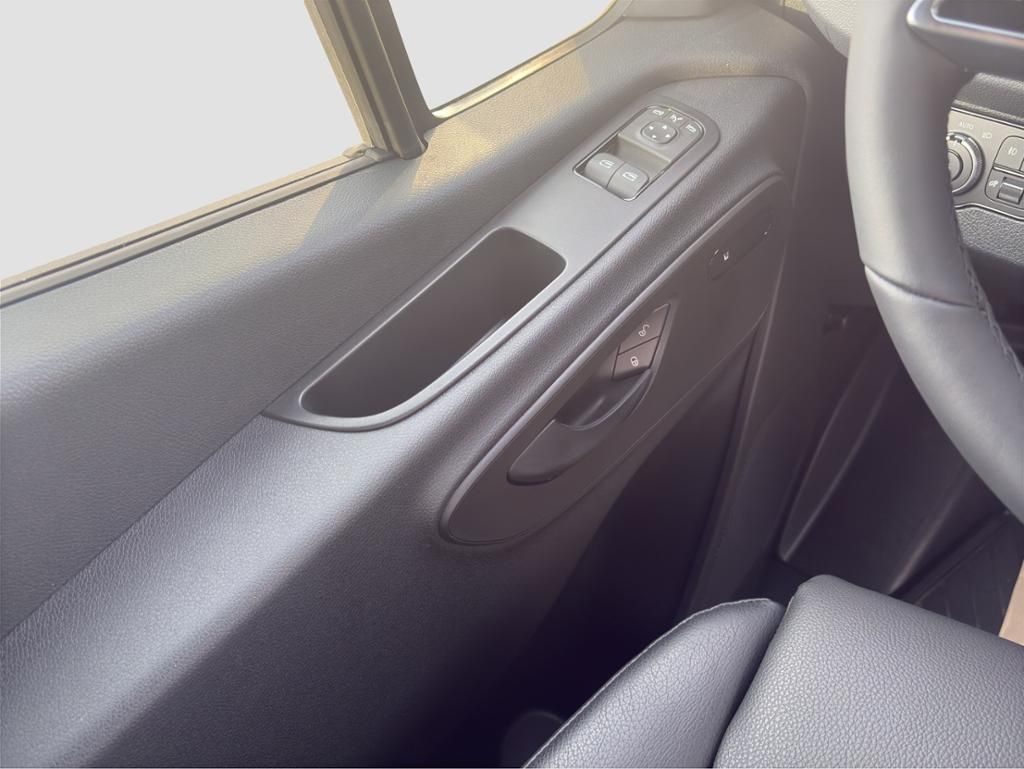 Fahrzeugabbildung Mercedes-Benz Sprinter 319 CDI Tourer PRO 4x4 OFFRAOD Spezial