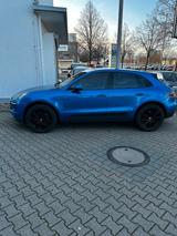 Porsche Macan 2.0 Benzin  Baujahr 2018  ... - Porsche Gebrauchtwagen in Karlsruhe