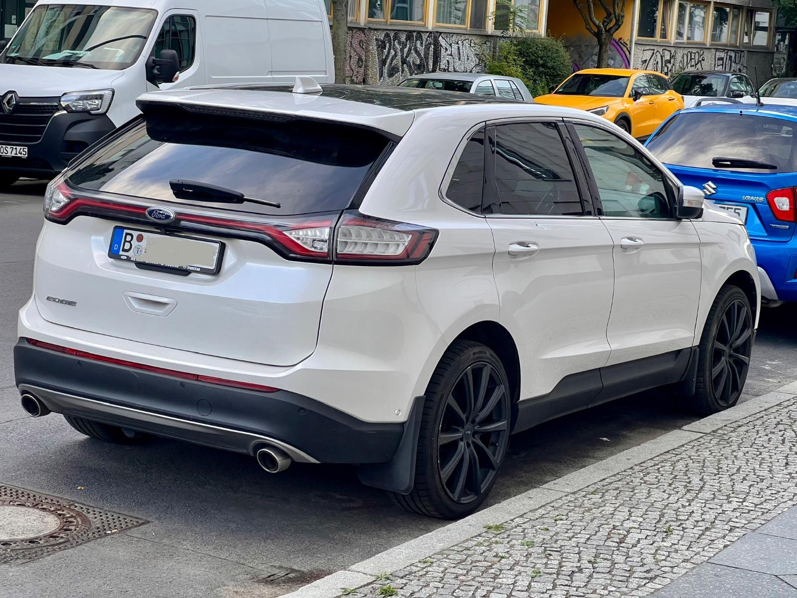 Ford Edge USA Bi-Turbo 4x4 Panoramadach Matrix LED 