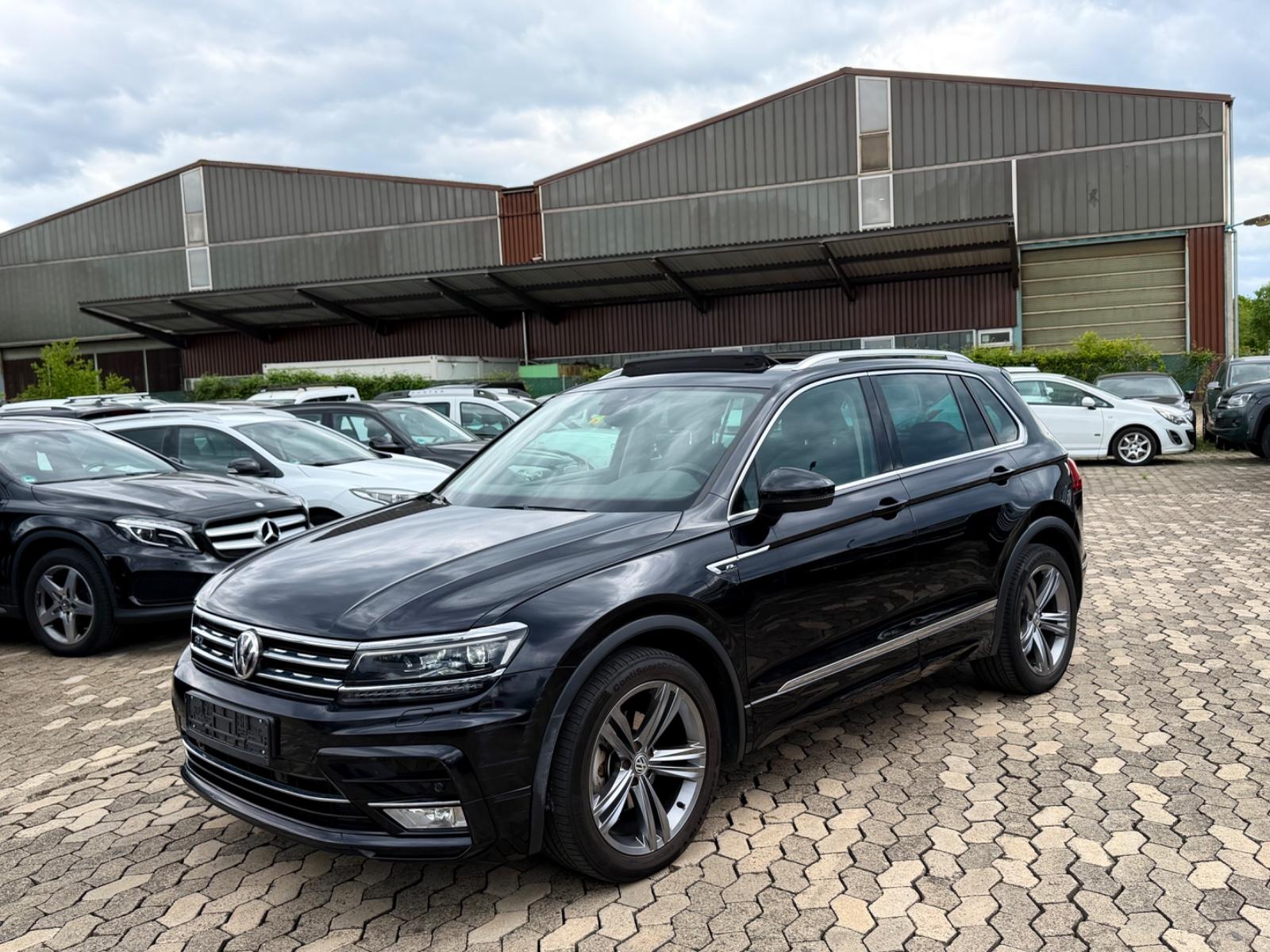 Volkswagen Tiguan R-Line 4Motion * Panorama * LED