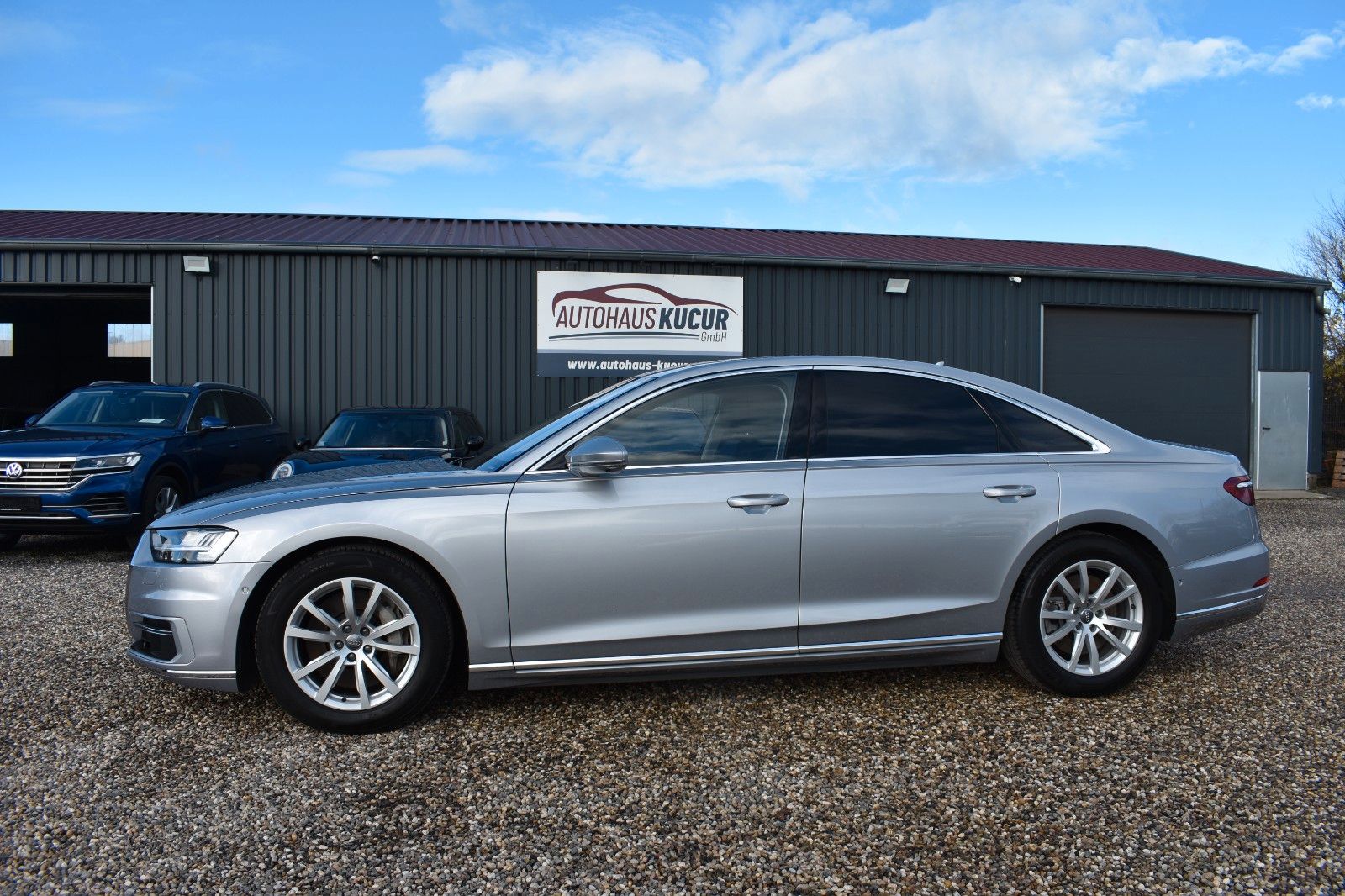 Fahrzeugabbildung Audi A8 55 TFSI quattro Matrix Softc. Standh.1.Hand