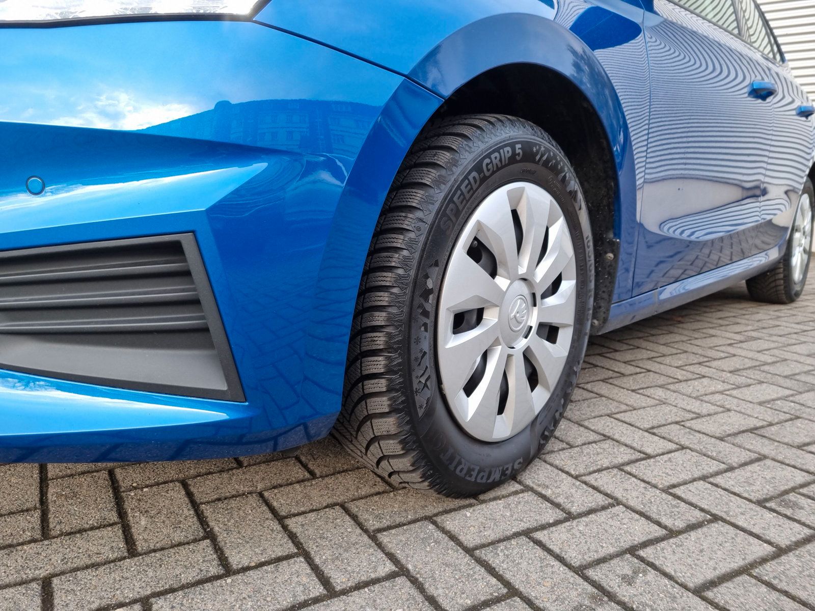 Fahrzeugabbildung SKODA Fabia 1.0 TSI Ambition LED KLIMA SHZ