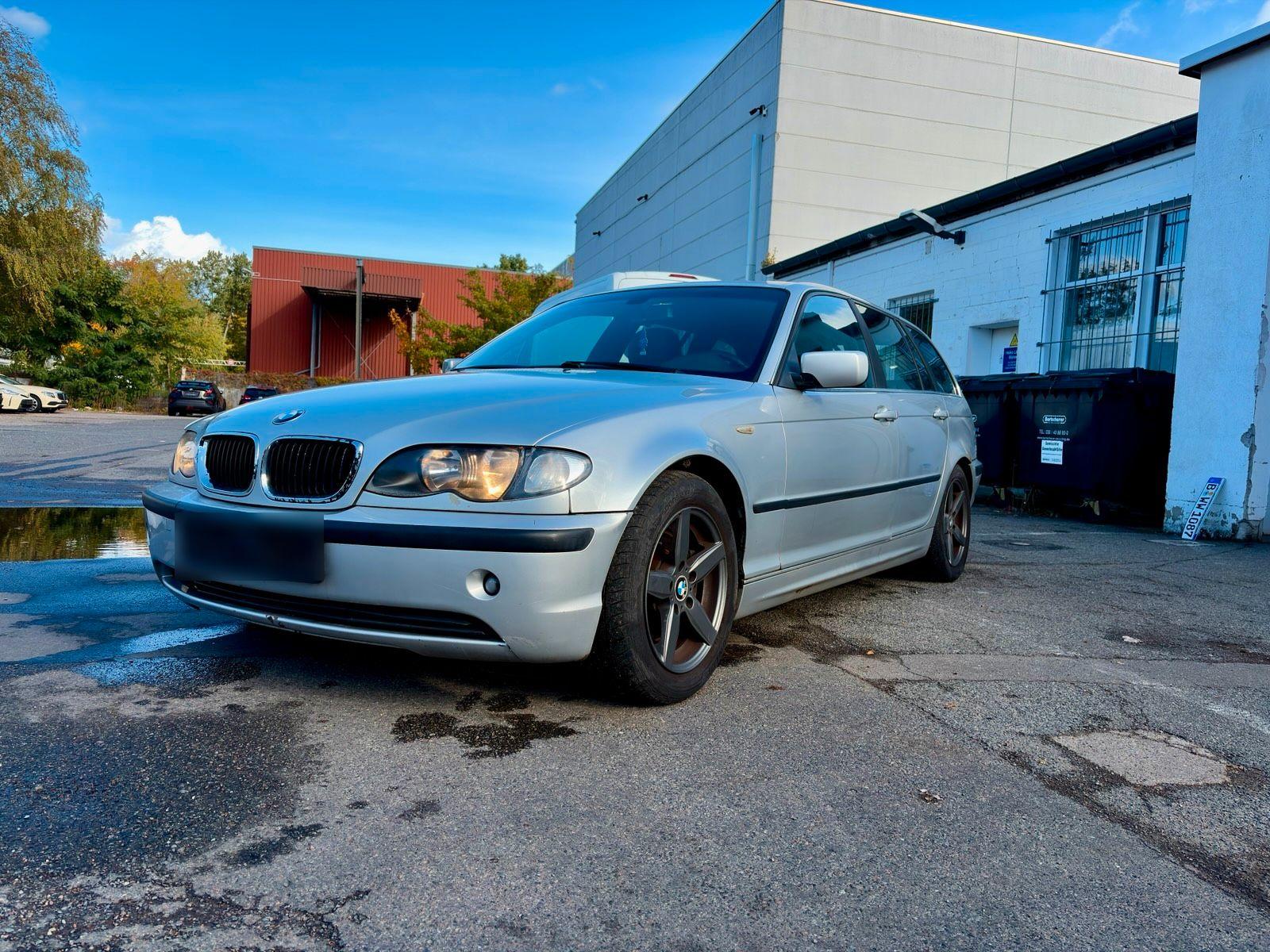BMW 320