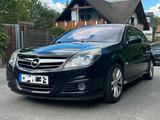 Opel Signum Sport 2.0 Turbo - schwarze Opel Signum