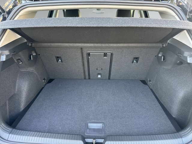 Golf VIII 2.0 TDI DSG GOAL AHK+RFK+HEAD-UP+NAVI+