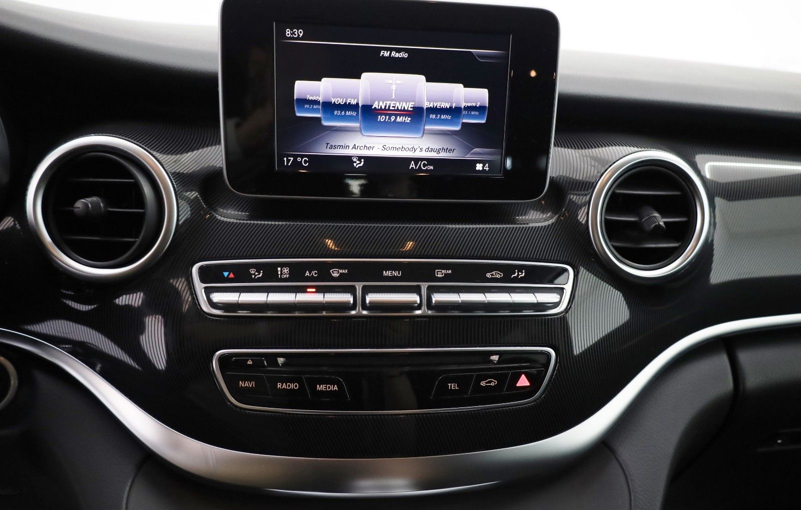 Fahrzeugabbildung Mercedes-Benz V 250d EDITION lang Sport/Park Paket,Navi,SH,AHK