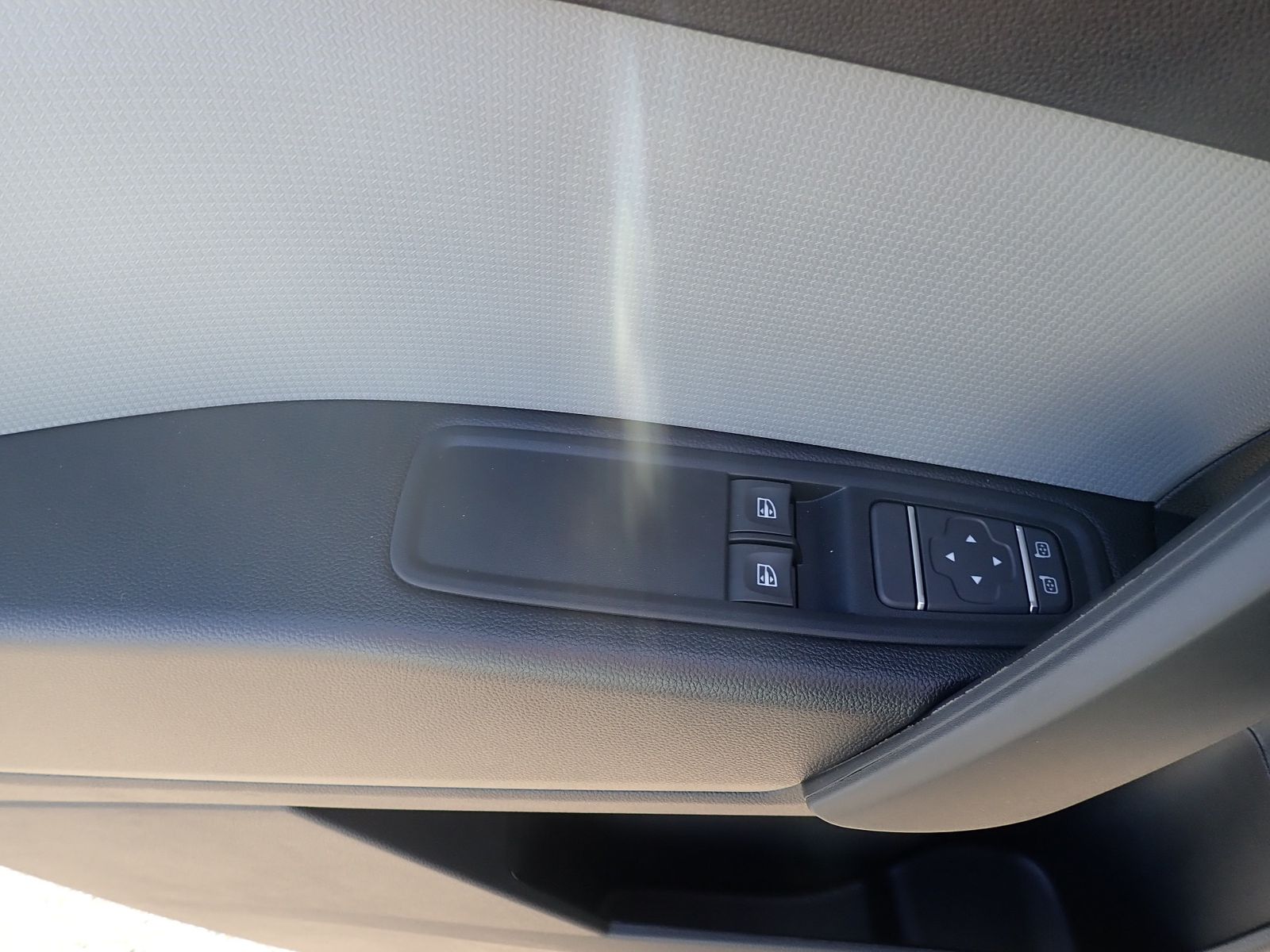 Fahrzeugabbildung Renault Kangoo Rapid Advance L1 Blue dCi 95 MY24