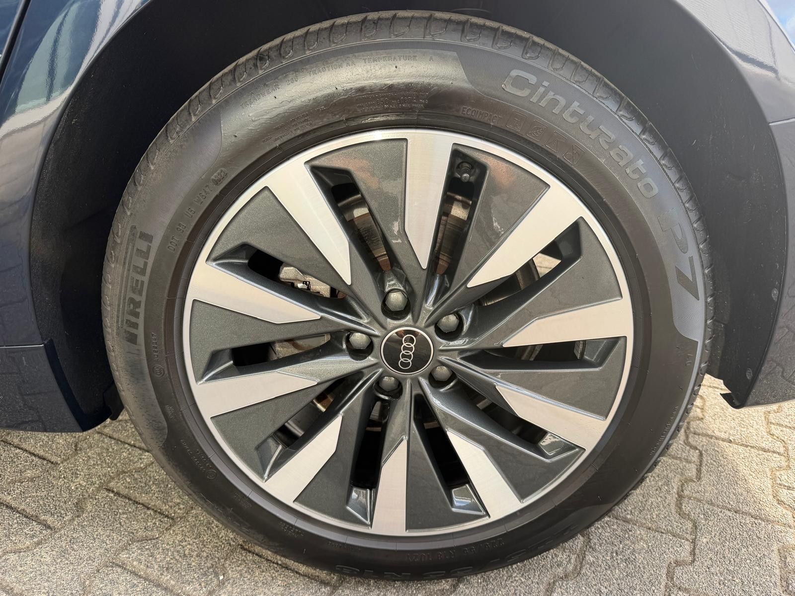 Fahrzeugabbildung Audi A6 40TDI Design MEMO+LEDER+SHZ+NAVI+KAMER+ACC+18