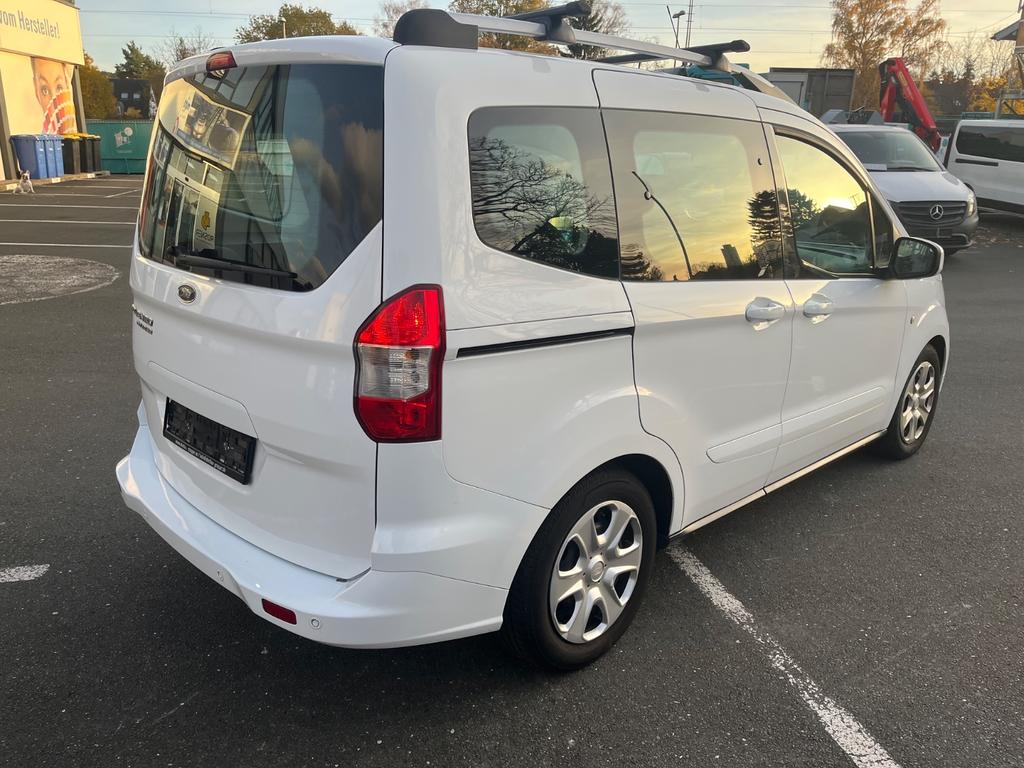 Ford Tourneo Courier