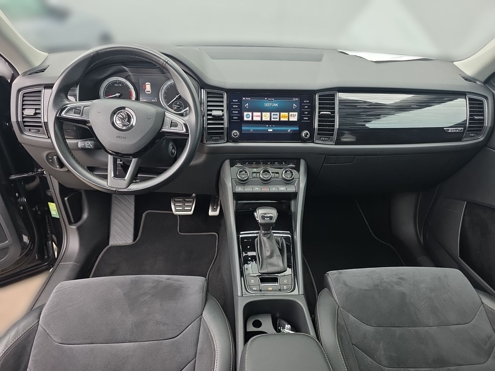 Skoda Kodiaq 2.0 TSI 4x4 Scout *AHK*PANO*LED*KAMERA* foto 13