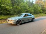 BMW E39 540i - BMW 540: E39 540i