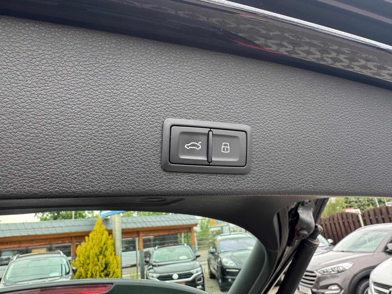 Audi Q2/Sport/Klimaautom/Sitzhz/LED/Tempo/PDC/1.Hand
