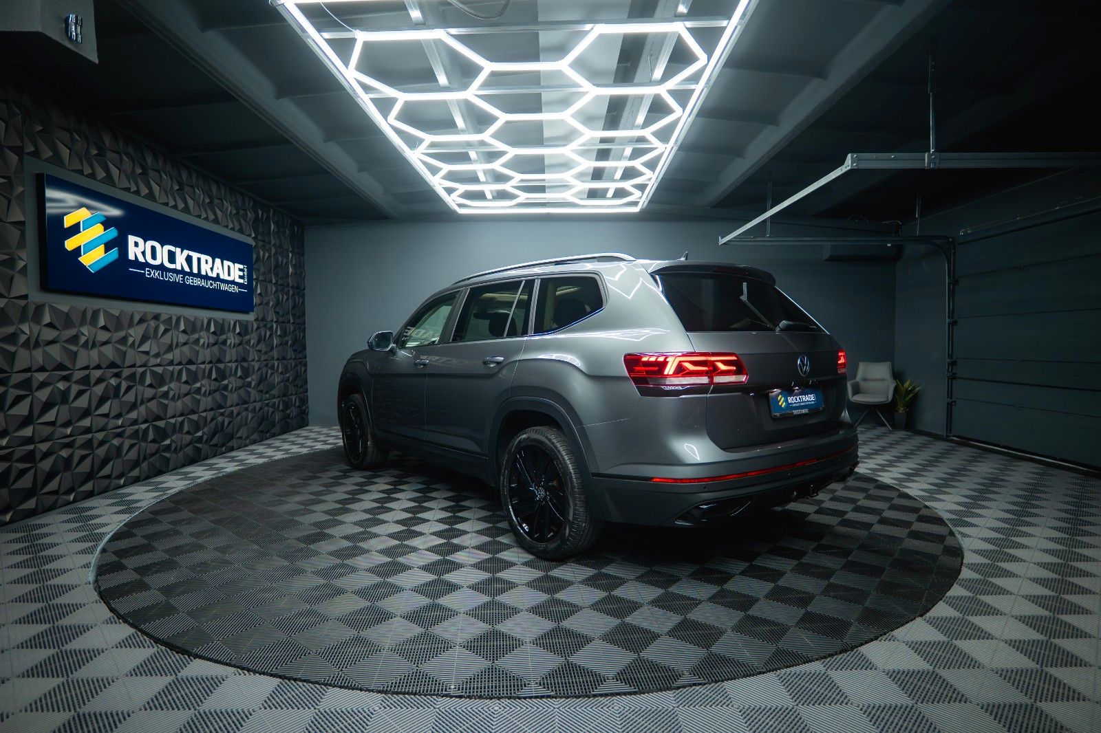 Fahrzeugabbildung Volkswagen ATLAS 3.6 4x4 SEL PREMIUM Black Line *7 Sitze*