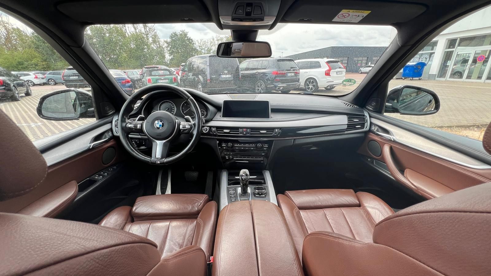 Fahrzeugabbildung BMW X5 M50d*RFK*XENON*PANO*H&K*NAVI*