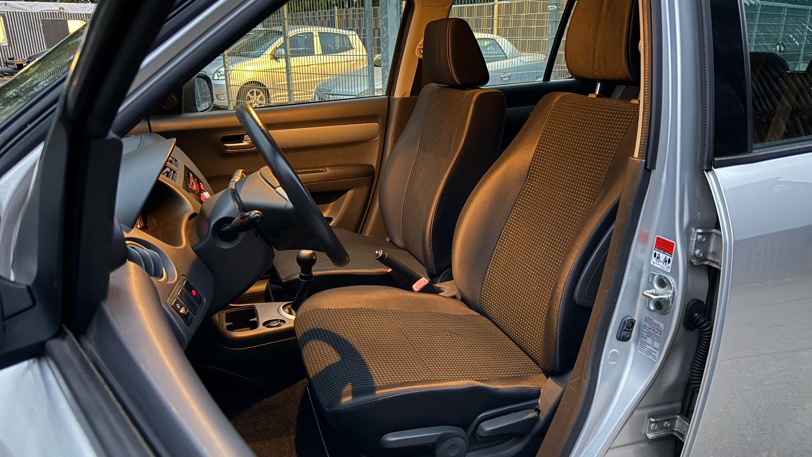 SUZUKI SWIFT SNOW 1.3 TÜV NEUF GARANTIE | 92 ch | 4X4 | BVM