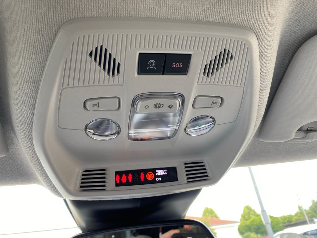 Fahrzeugabbildung Citroën C3 Aircross Hybrid 145 ë-DSC6 MAX *Winter-Paket*
