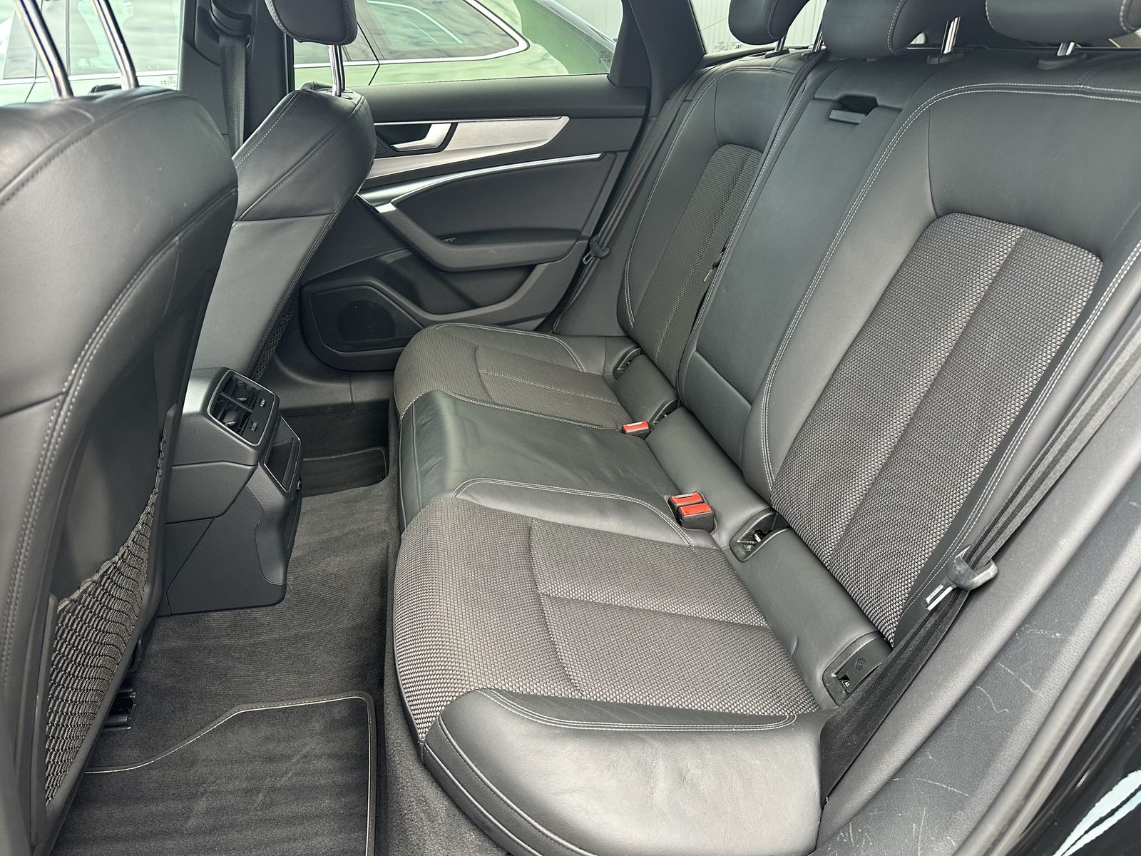 Fahrzeugabbildung Audi A6 Avant 45 TDI Qu S-Line NAV+LED+KAMERA+19ZO+PP