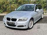 BMW 318 Baureihe 3 Touring 318d 2.0/SHZ/XENON - BMW 318 aus 2010: 318d