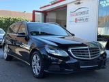 Mercedes-Benz E 200 T BlueTec NAVI/LEDER/SHZ/PDC/USB/ALUS - Mercedes-Benz E 200 mit Diesel-Antrieb: Kombi, Schaltgetriebe