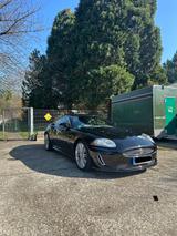 Jaguar XKR 5.0 V8 Coupé - Jaguar XKR: Coupe