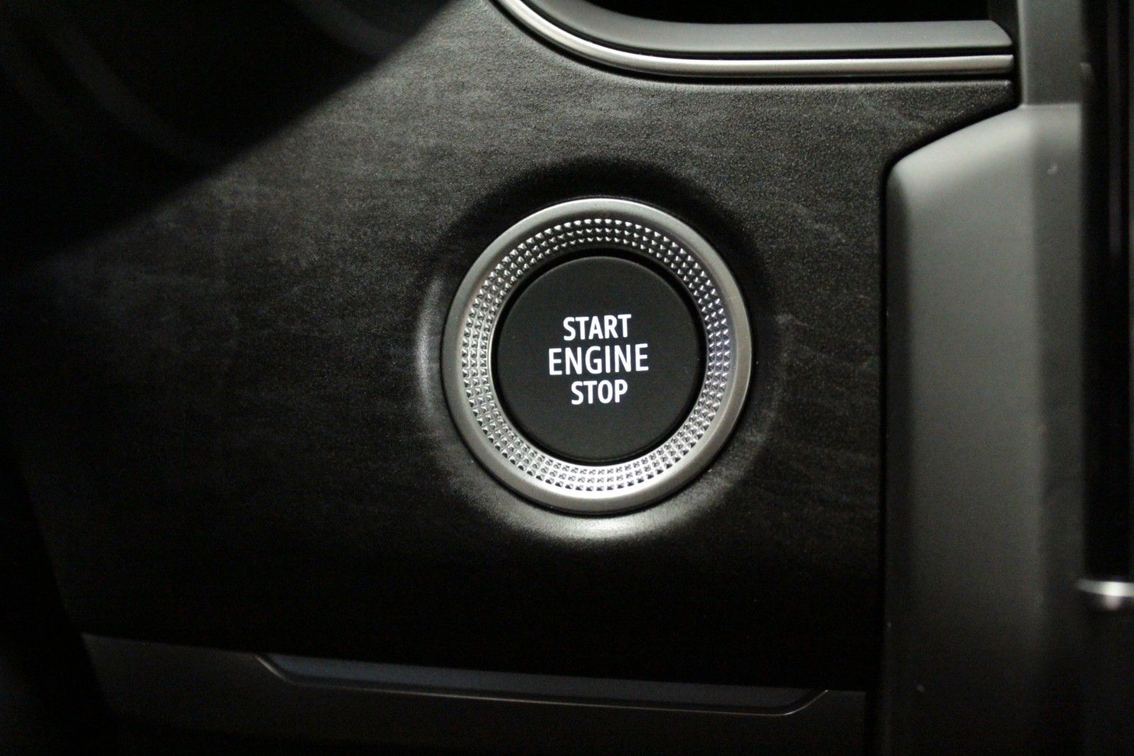 Fahrzeugabbildung Renault Arkana Mild Hybrid 160 EDC Esprit Alpine*15052*
