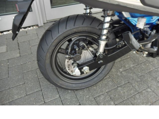 Honda ST 125 DAX ABS+LED VERFGBAR AKTION