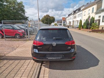 Volkswagen Golf - 7