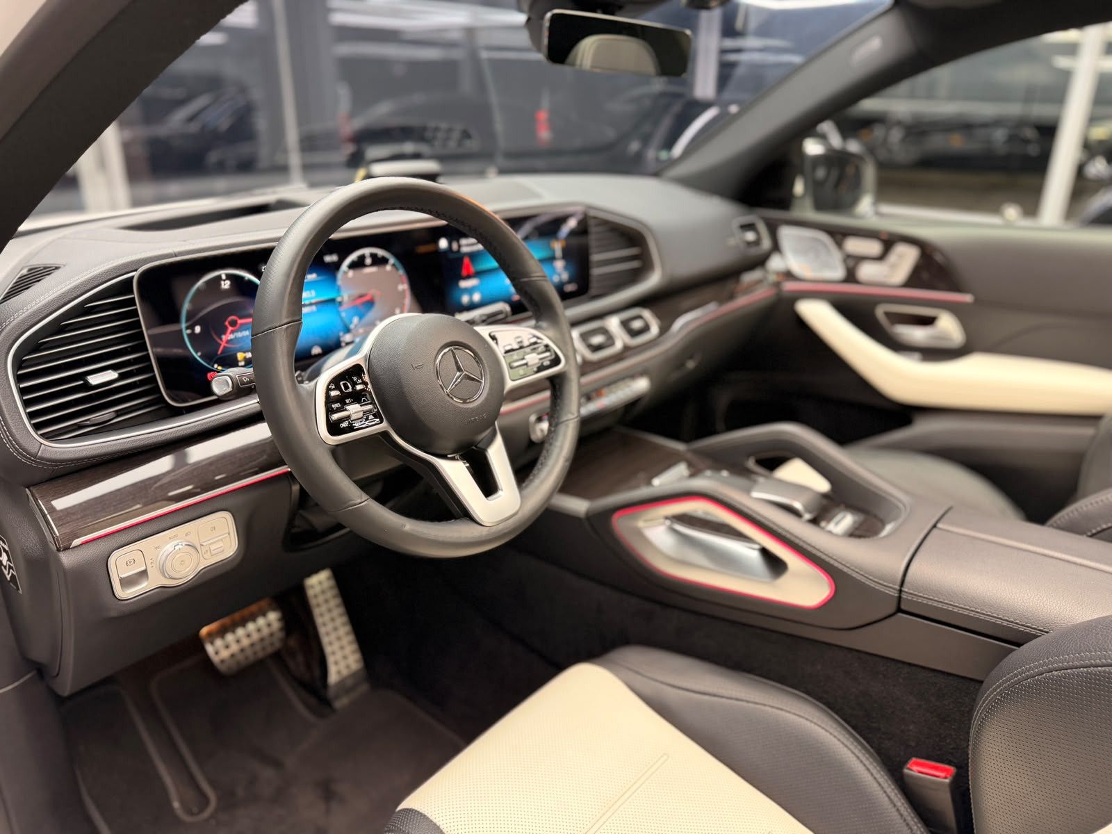 Mercedes-Benz GLE 400 d COUPE AMG-LINE4M HUD PANO BURM DESIGN foto 2