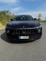Maserati Levante Diesel 3.0 V6 202kW 4x4 Auto - - Maserati Levante von privat