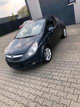 Opel Corsa 1,2 bj 2009 TÜV  Neue - Opel Corsa aus 2009: Bj