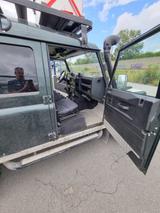 Land Rover Defender 110 TD4 abgebr. Wohnmobil Projekt - Land Rover Gebrauchtwagen von 2009