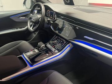 Audi Q8 - 12