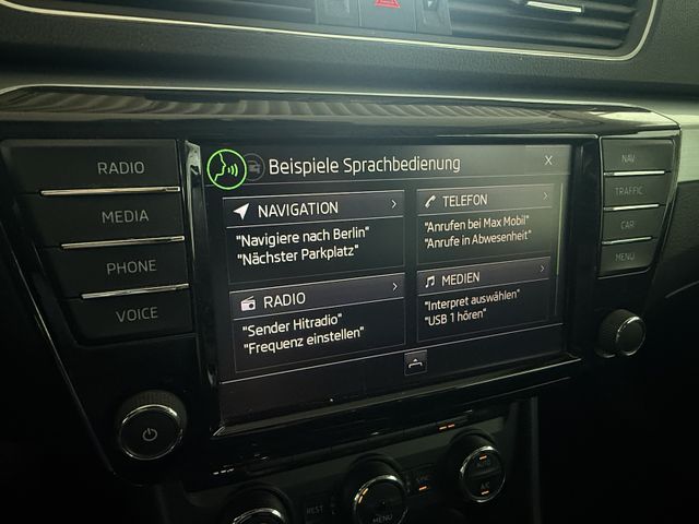 Skoda Superb COMBI 2.0 TDI DSG XENON NAVI ACC AHK