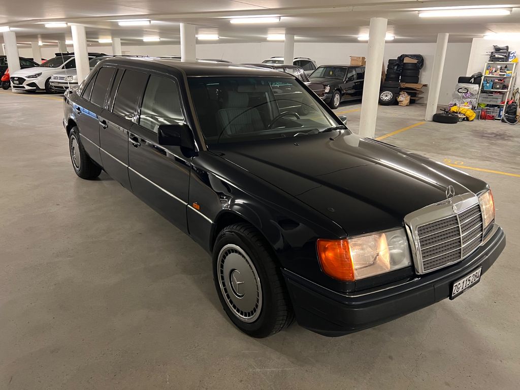 Mercedes-Benz 260