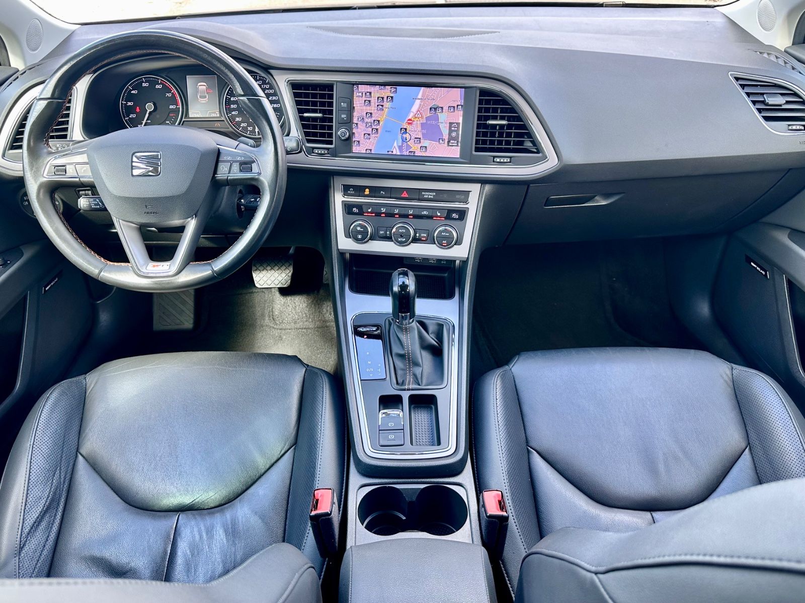 Fahrzeugabbildung SEAT LEON ST X-PERIENCE 4DRIVE*AUTOM+AHK*