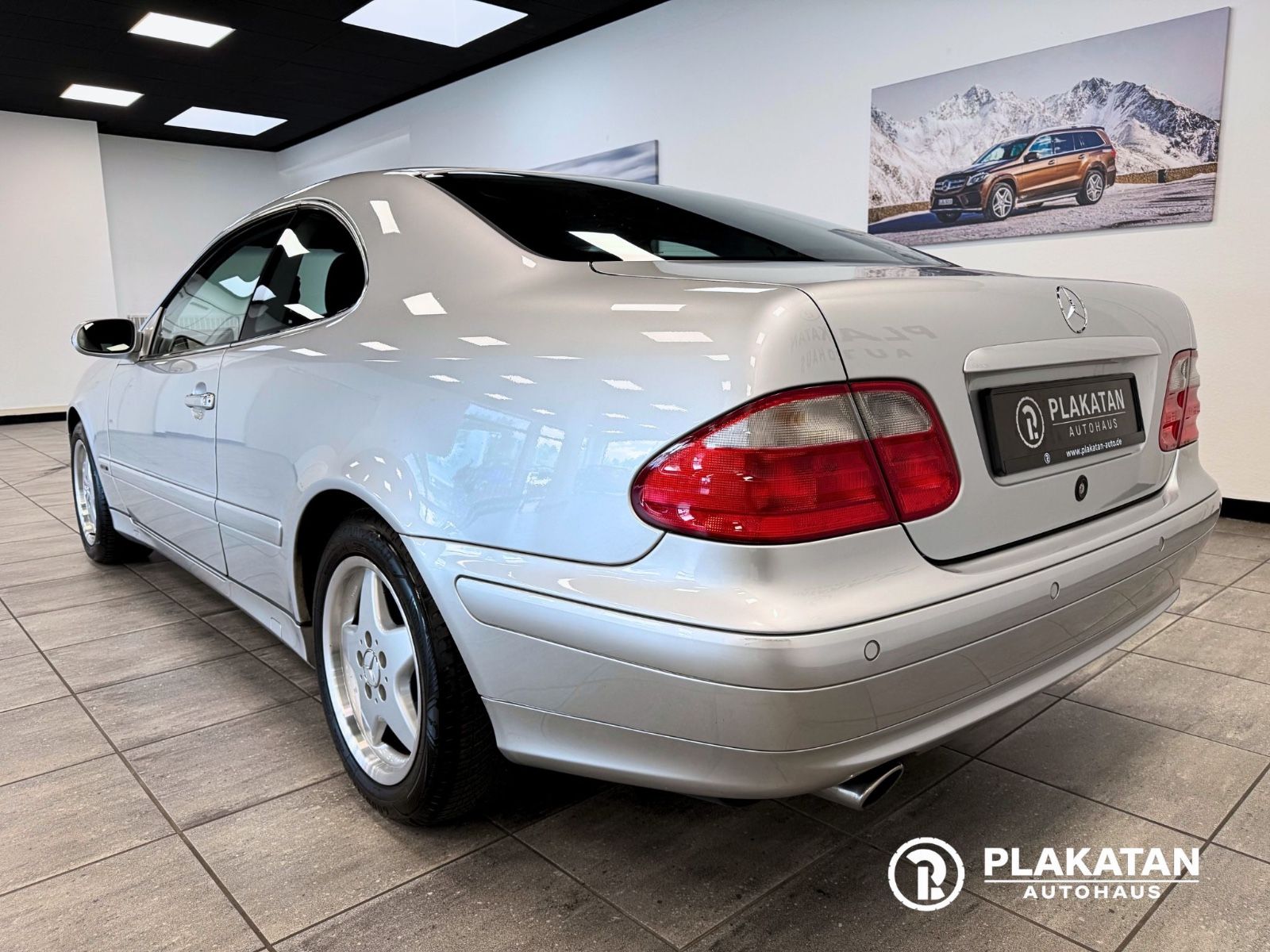 Fahrzeugabbildung Mercedes-Benz CLK 200 Kompressor Automatik Tempomat Klima