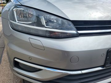 Volkswagen Golf - 4