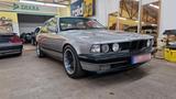 BMW e32 730i - BMW 730: 730i E32