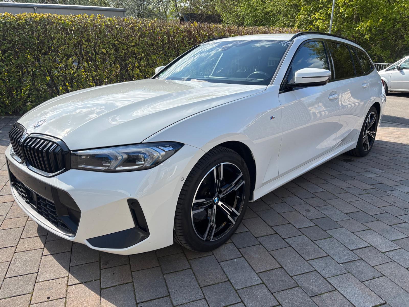 BMW 320d M Sport LivePR A.LED STHZ HUD Hifi Fern 1Hd